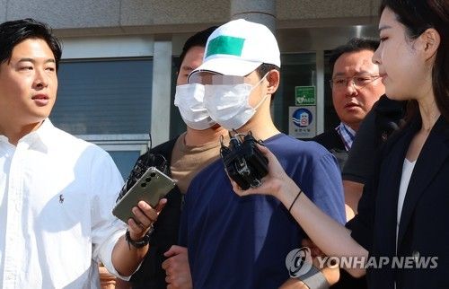 '출근길 옛 연인 스토킹 살해' 30대 남성 검찰 송치