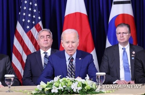 작년 11월 한미일 정상회담에서 발언하는 바이든 대통령