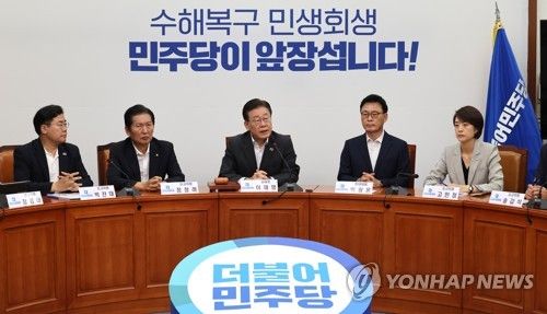 발언하는 이재명 대표