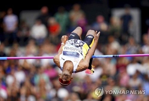 '현역 최고 점퍼' 바르심