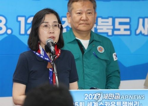 설명하는 김현숙 여가부 장관