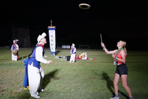 농악대 체험하는 잼버리 대원