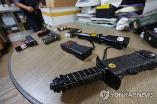 흉기 난동 사건 잇따르면서 호신용품 수요 증가