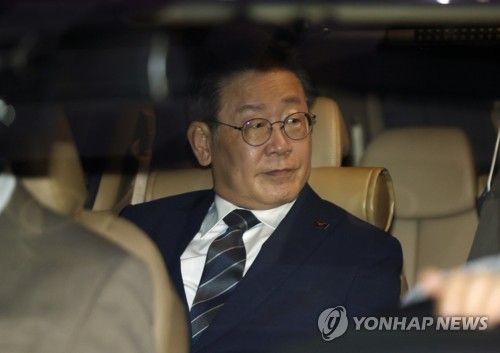 조사 마친 더불어민주당 이재명 대표