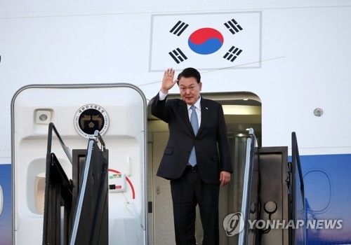 윤석열 대통령, 한미일 정상회의 마치고 귀국길