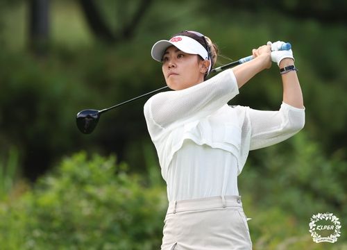 대니엘 강의 티샷.