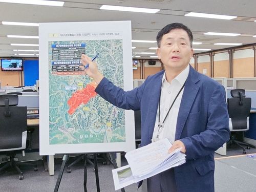 24일 정부세종청사에서 통합신공항 브리핑 하는 이상일 국토부 공항정책관