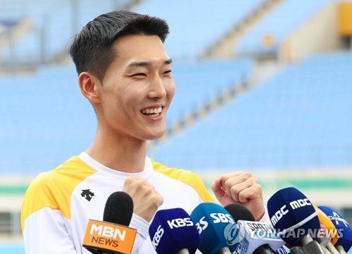 '스마일 점퍼' 우상혁 파이팅