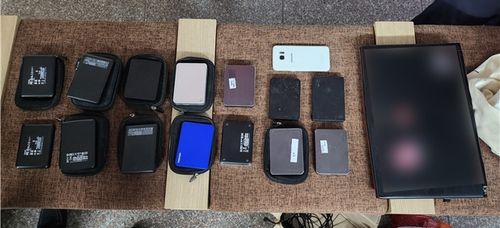 A씨 노트북과 외장하드