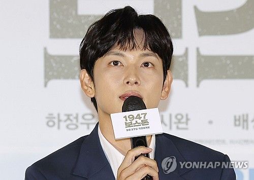 인사말 하는 임시완