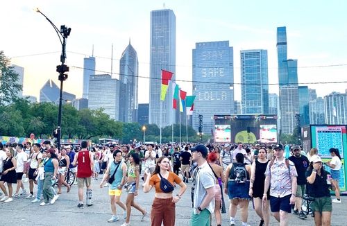 2023 시카고 롤라팔루자에 모여든 미국 음악 팬들 