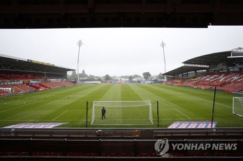 렉섬의 4부 리그 복귀전