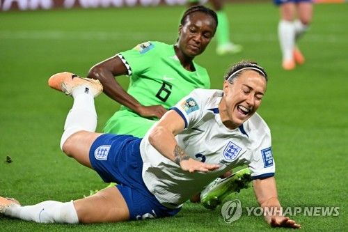 태클을 시도하는 오누모누