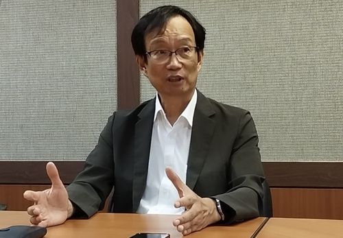 연합뉴스와 인터뷰 중인 오강섭 대한신경정신의학회 이사장