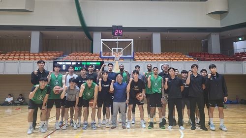 전지훈련을 소화하고 있는 원주 DB 선수단