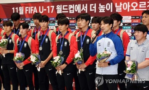 소감 밝히는 U-17 축구대표팀 변성환 감독