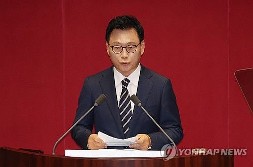교섭단체 대표 연설하는 더불어민주당 박광온 원내대표