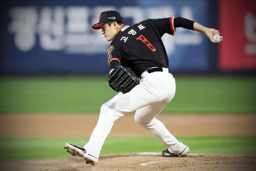 시즌 20번째 퀄리티스타트로 12승을 수확한 kt 고영표