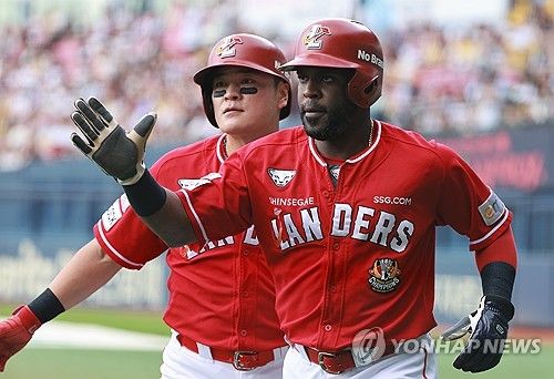 득점 올린 에레디아-추신수