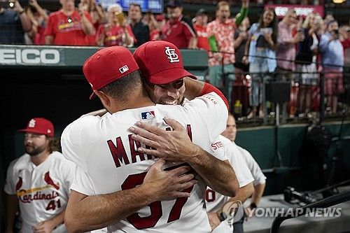 축하받는 웨인라이트