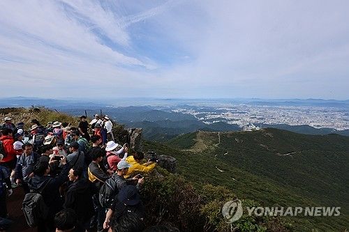 57년 만에 열린 무등산 정상