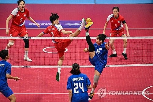 태국과 결승전 벌인 한국 세팍타크로 여자 레구 대표팀 