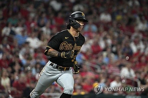 6회초 적시타를 친 배지환