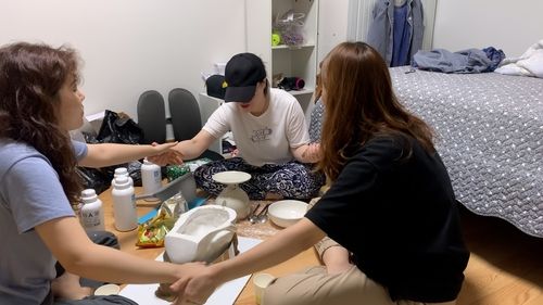 다큐멘터리 '듣보인간의 생존신고' 속 한 장면