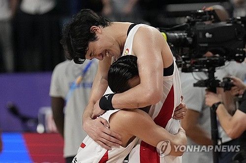 도가시 유키와 와타나베 유타