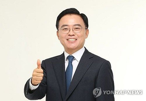 민주당, 강서구청장 보궐선거에 진교훈 전 경찰청 차장 전략공천