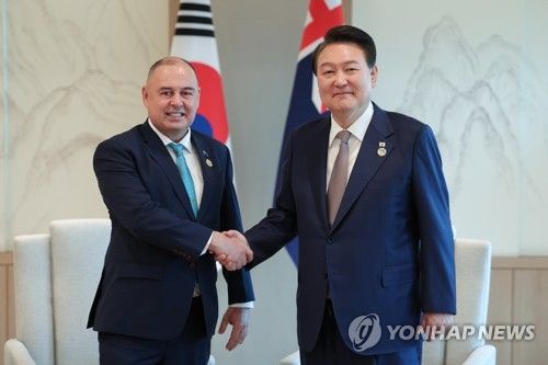 윤석열 대통령, 쿡제도 총리와 정상회담