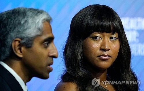 오사카 나오미