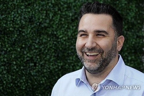 앨릭스 앤소풀러스 단장