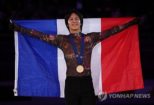 유럽선수권대회에서 우승한 아당 샤오잉파