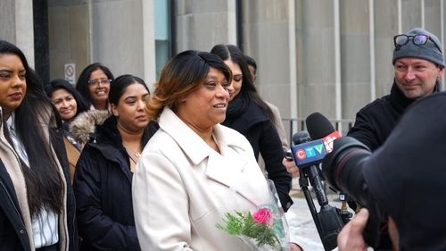 기자 회견하는 신디 알리 [CTV 홈페이지]