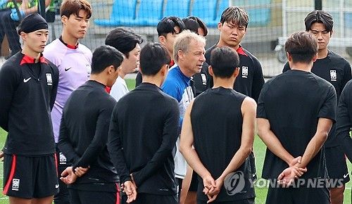 평소보다는 좀 더 진중해진 대표팀