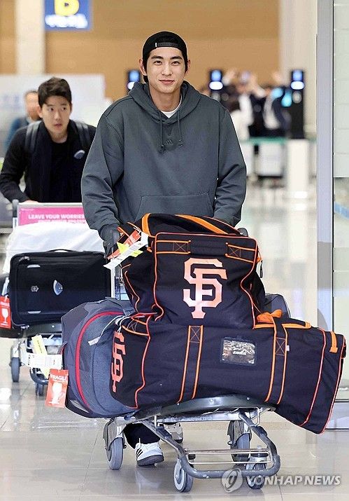 빅리거 이정후, 위풍당당 귀국