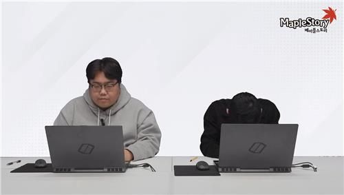 사과 방송 하는 '메이플스토리' 운영진