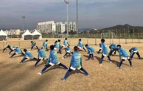 경주서 훈련하는 축구 선수단