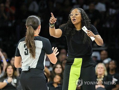 시애틀 스톰의 노엘 퀸 감독 