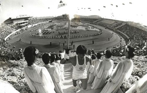 마산에서 열린 제63회 전국체전 개회식. 1982년 [연합뉴스 자료사진] 