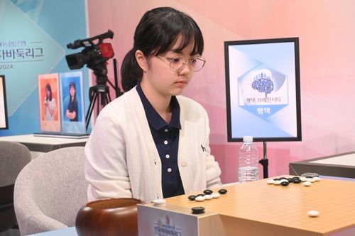 역대 최단 기간 100번째 대국을 치른 스미레 3단