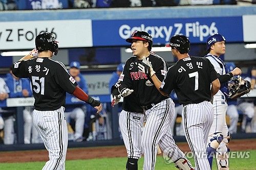 김현수의 3점포