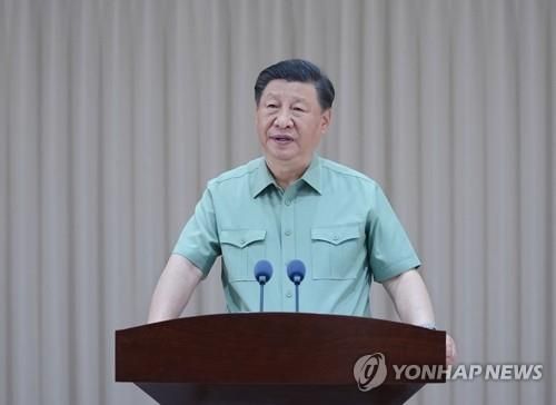 '대만 관할' 군부대서 연설하는 시진핑