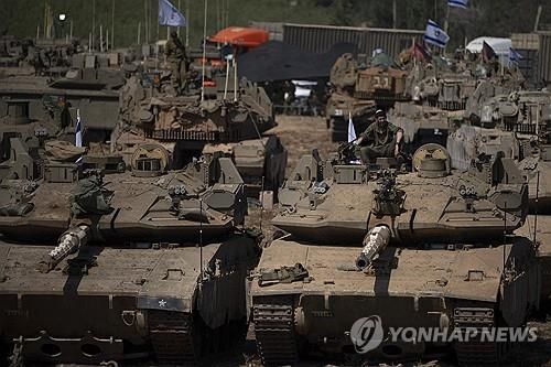 이스라엘 북부 국경지대에 배치된 이스라엘군 탱크 