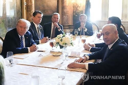 도널드 트럼프(왼쪽) 미국 전 대통령과 베냐민 네타냐후 이스라엘 총리