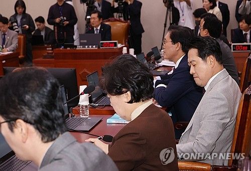 국감 출석한 장동혁 의원