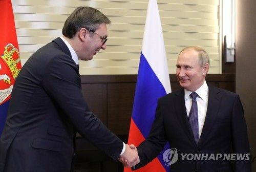 2019년 12월 러시아 소치에서 만난 푸틴과 부치치