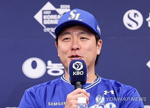 출사표 밝히는 강민호