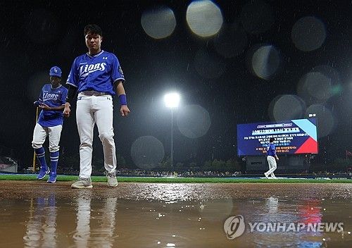 계속된 폭우에 KS 최초 서스펜디드 게임